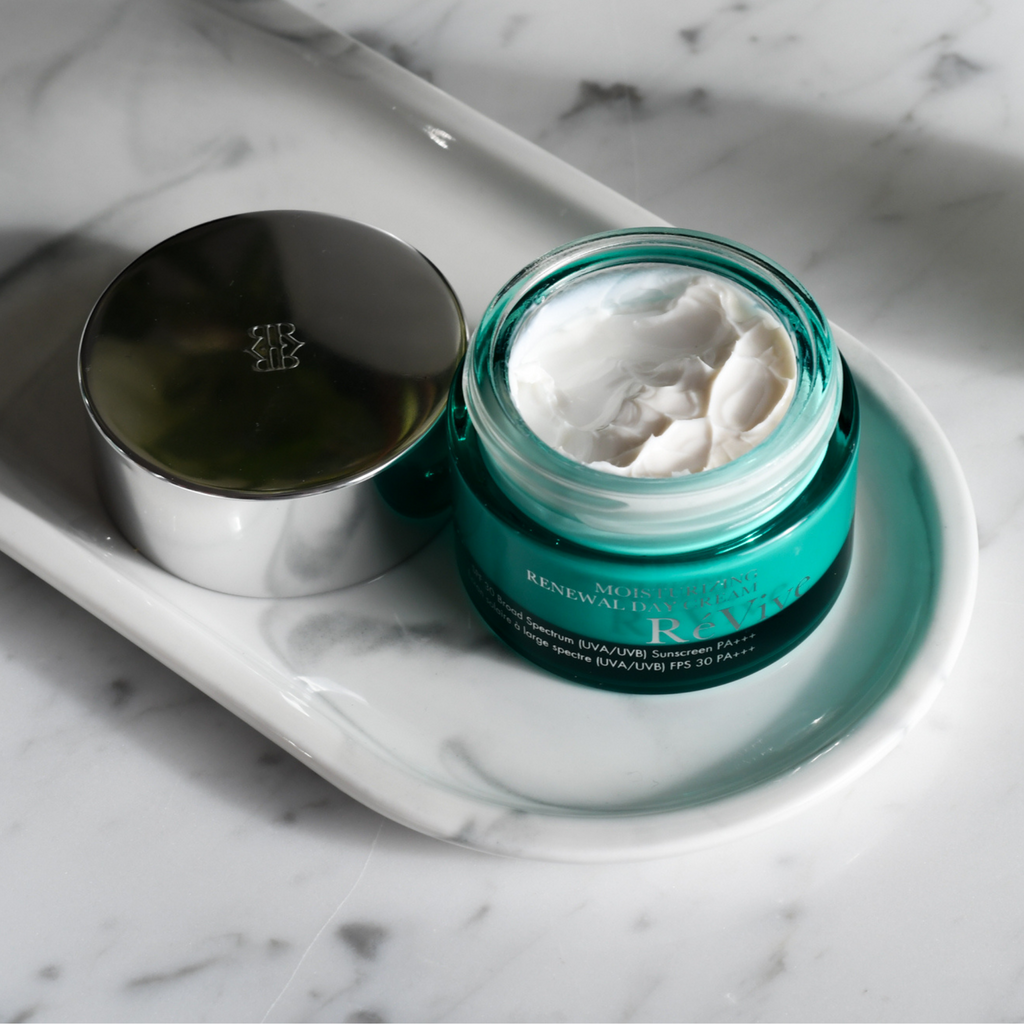 Moisturizing Renewal Day Cream / SPF 30
